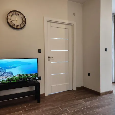 Апартамент Златна Котва דירה גולדן סנדס